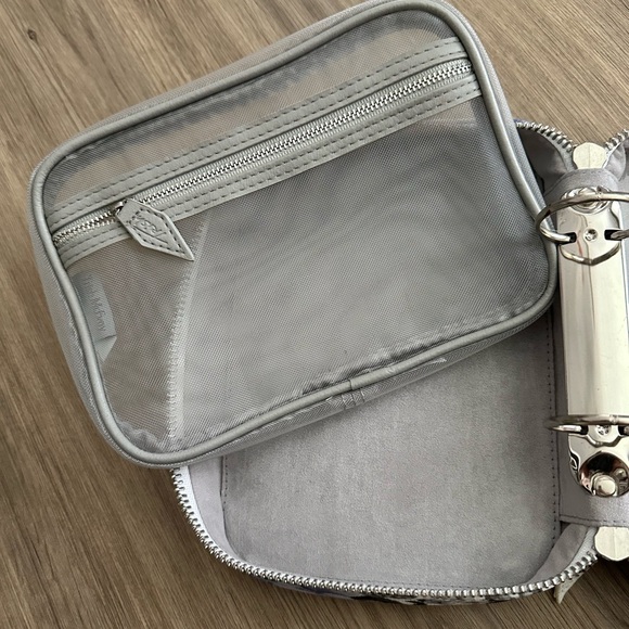 Trish Mcevoy so pretty makeup planner - Picture 4 of 12